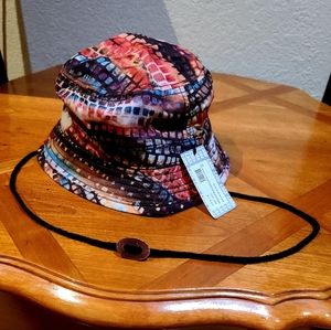 🆕️  Lids Abstract Tie Dyed Print Boonie bucket hat